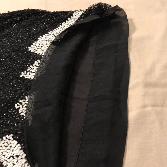 H&M mini skirt - Picture 6 of 8